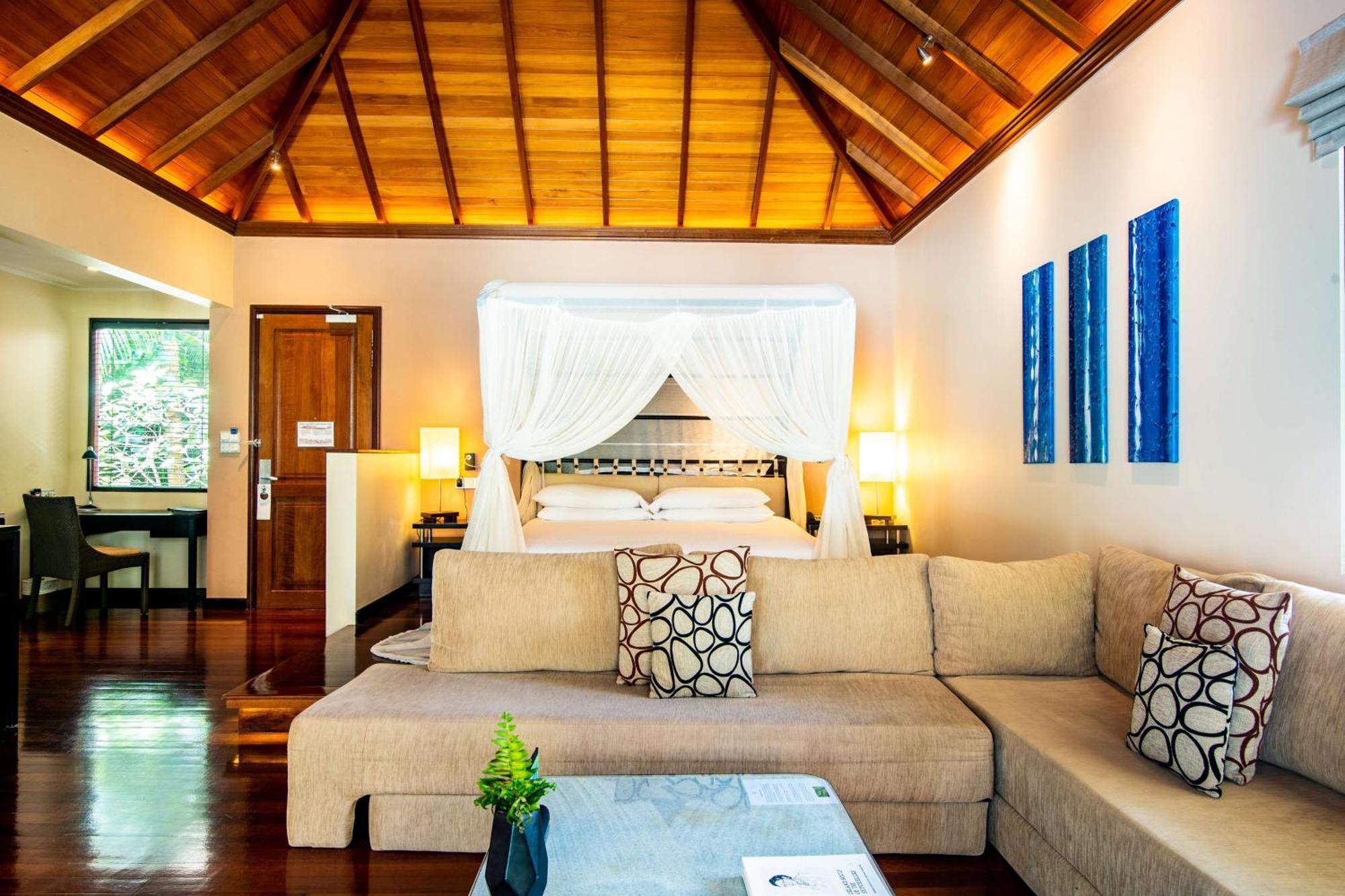 Hilton Seychelles Labriz Resort & Spa La Passe Exterior photo